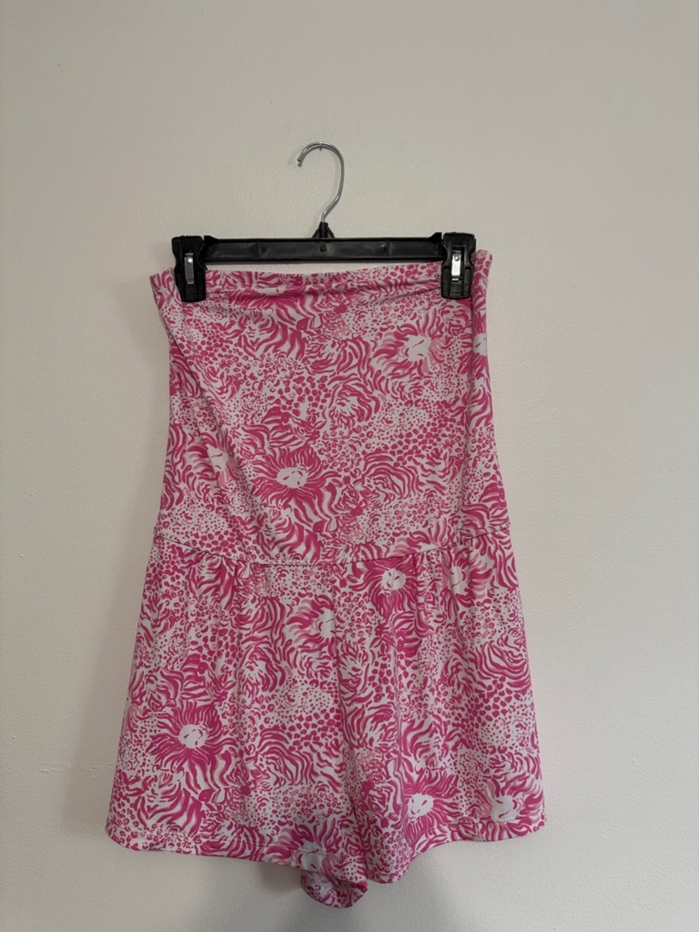 Lilly Pulitzer strapless pink and white patterned romper